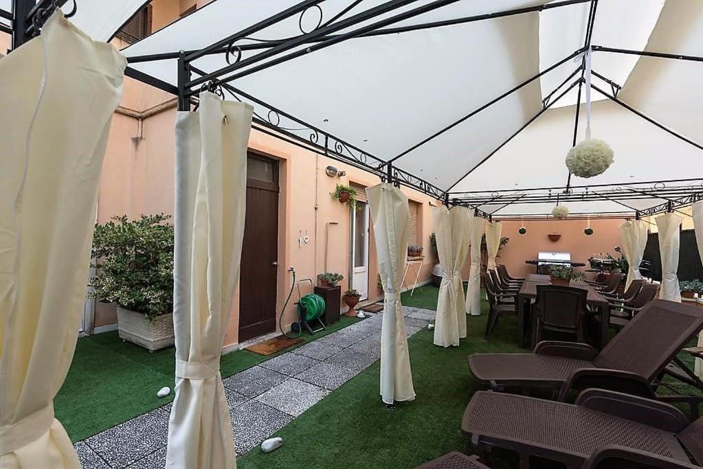 Terrazze Italiane City Center - White Apartment Verona Exteriör bild
