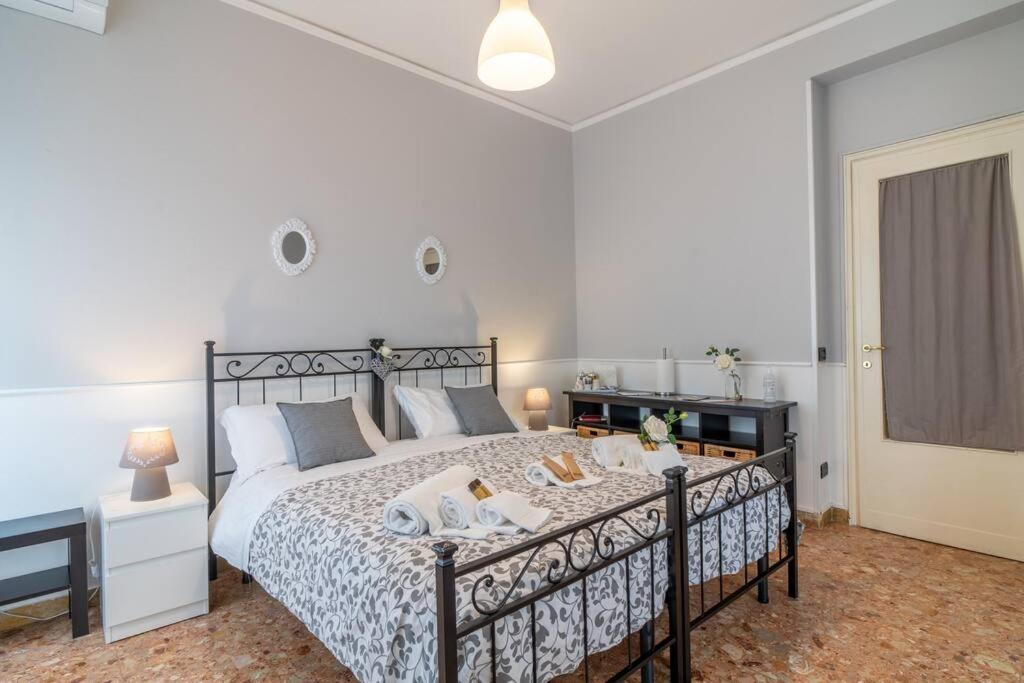 Terrazze Italiane City Center - White Apartment Verona Exteriör bild