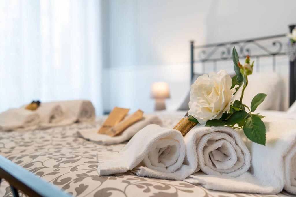 Terrazze Italiane City Center - White Apartment Verona Exteriör bild